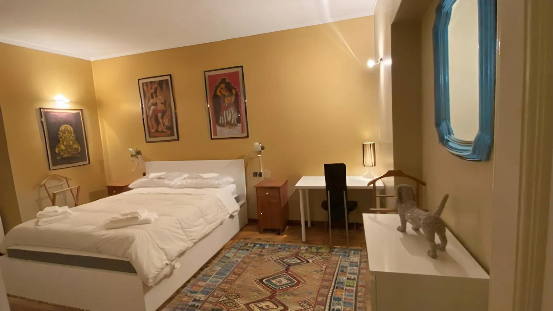 Vfh Stylish Boutique Apartment-City Center Milano 0*,